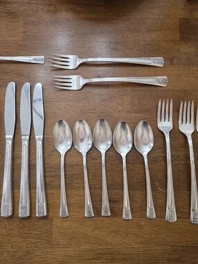 VTG WM ROGERS Silverplate LOUISIANE Service For 4 With Sugar And Master Butter